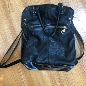 Convenient stylish Steve Madden bag